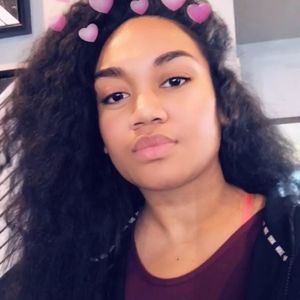 Meet your Posher, Molly